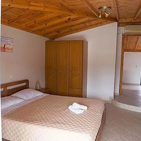 Eftihia Otel