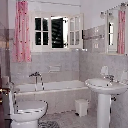 Hotel Eftihia *